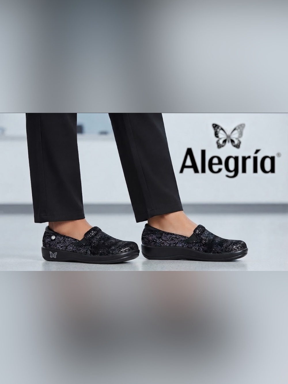 Authentic Alegria designer black metallic printed canvas clogs sz 8